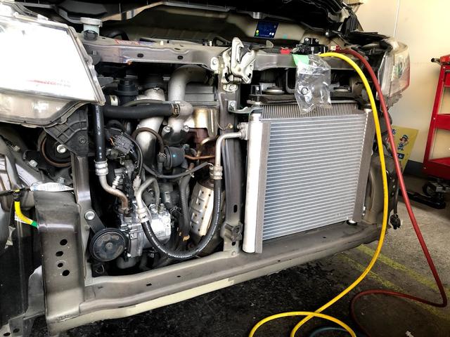 エアコン修理 パレット 作業連発 | 島川自動車ブログ